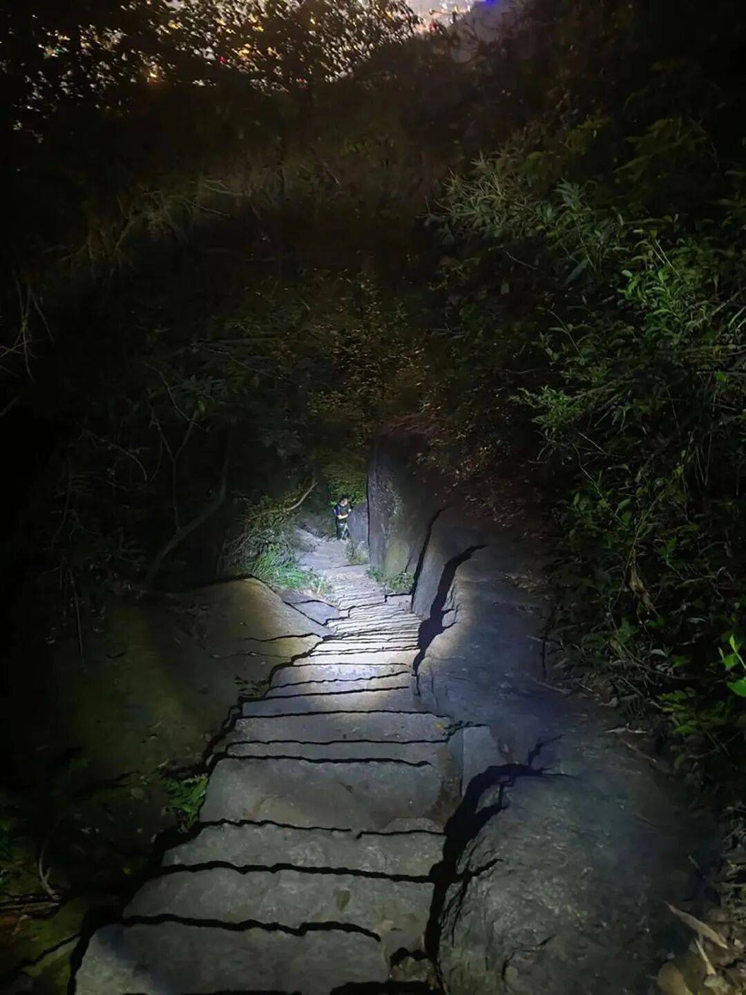 张秋宪：那个有惊无险的夜晚